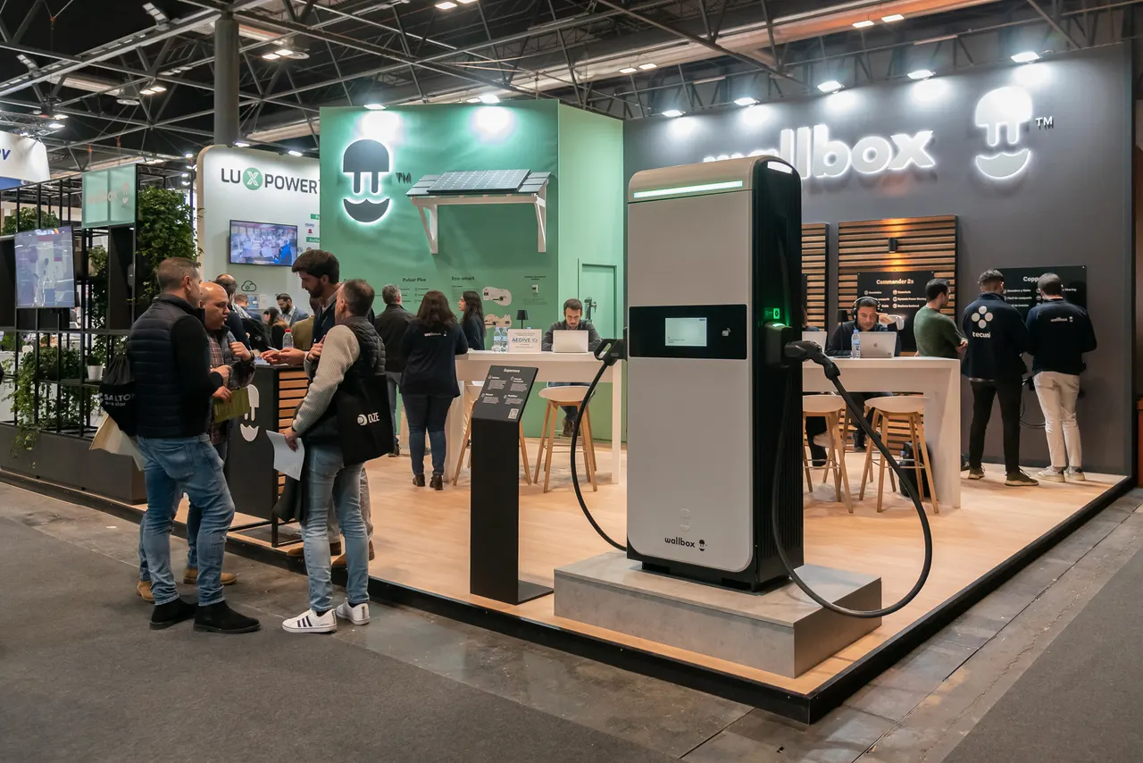 Wallbox Stand Genera Madrid — Wallbox