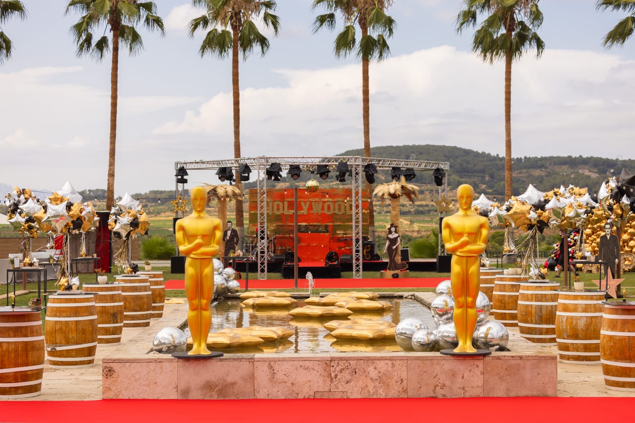 Escenografía Hollywood para el evento ADP en Font de la Canya — producción Bacus Events