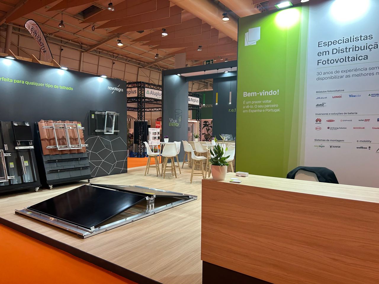 Escena del evento BAYWA Stand Genera en Madrid — producción Bacus Events