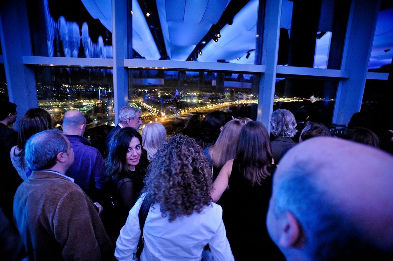 Escena del evento BMW Conquista el Cielo en Barcelona — producción Bacus Events