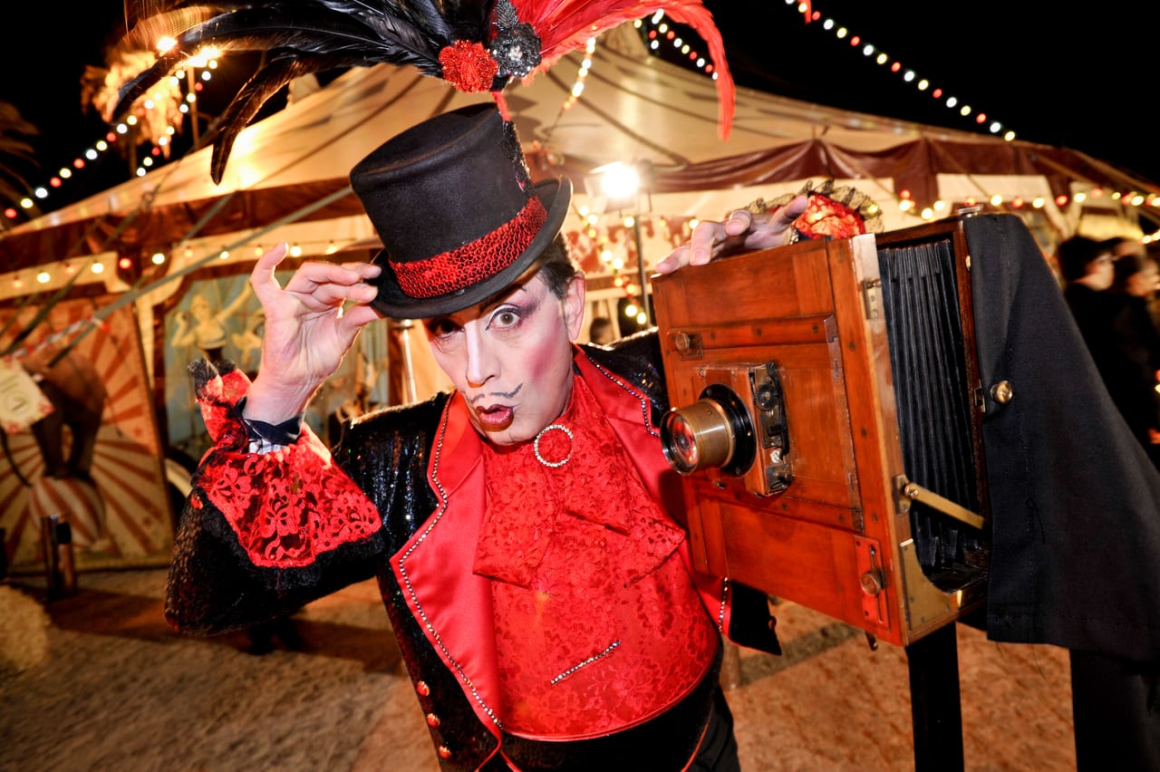 Llegada al Circo Raluy para el evento corporativo King 2018 en Barcelona — producción Bacus Events