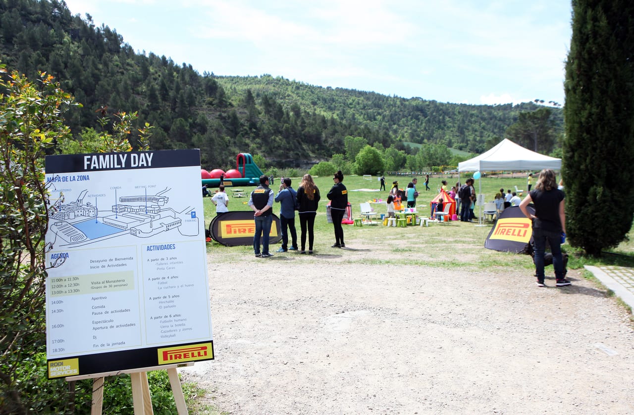 Escena del evento Pirelli Family Day en Barcelona — producción Bacus Events
