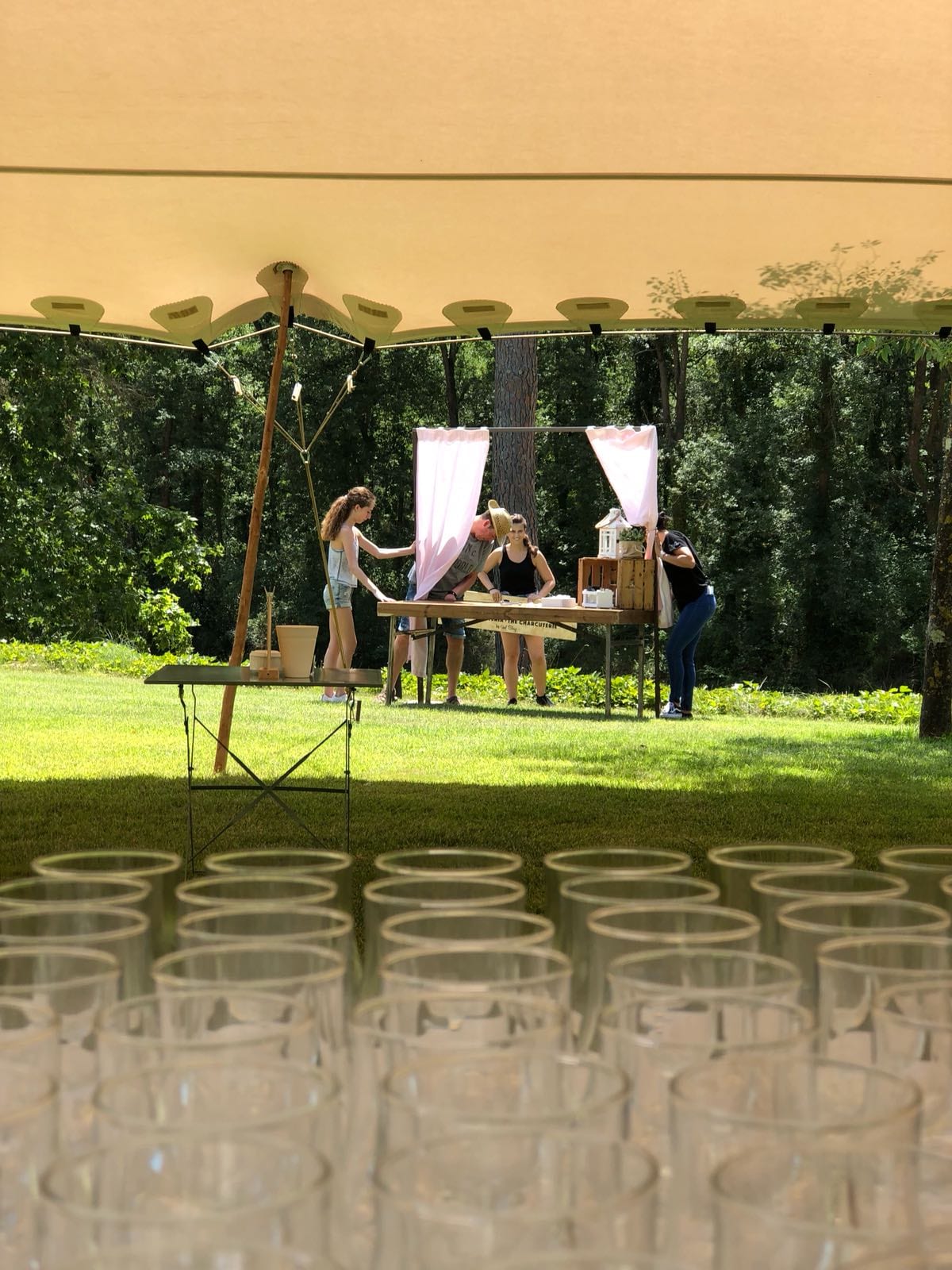 Detalle de decoración Louis Vuitton Summer Party — producción Bacus Events