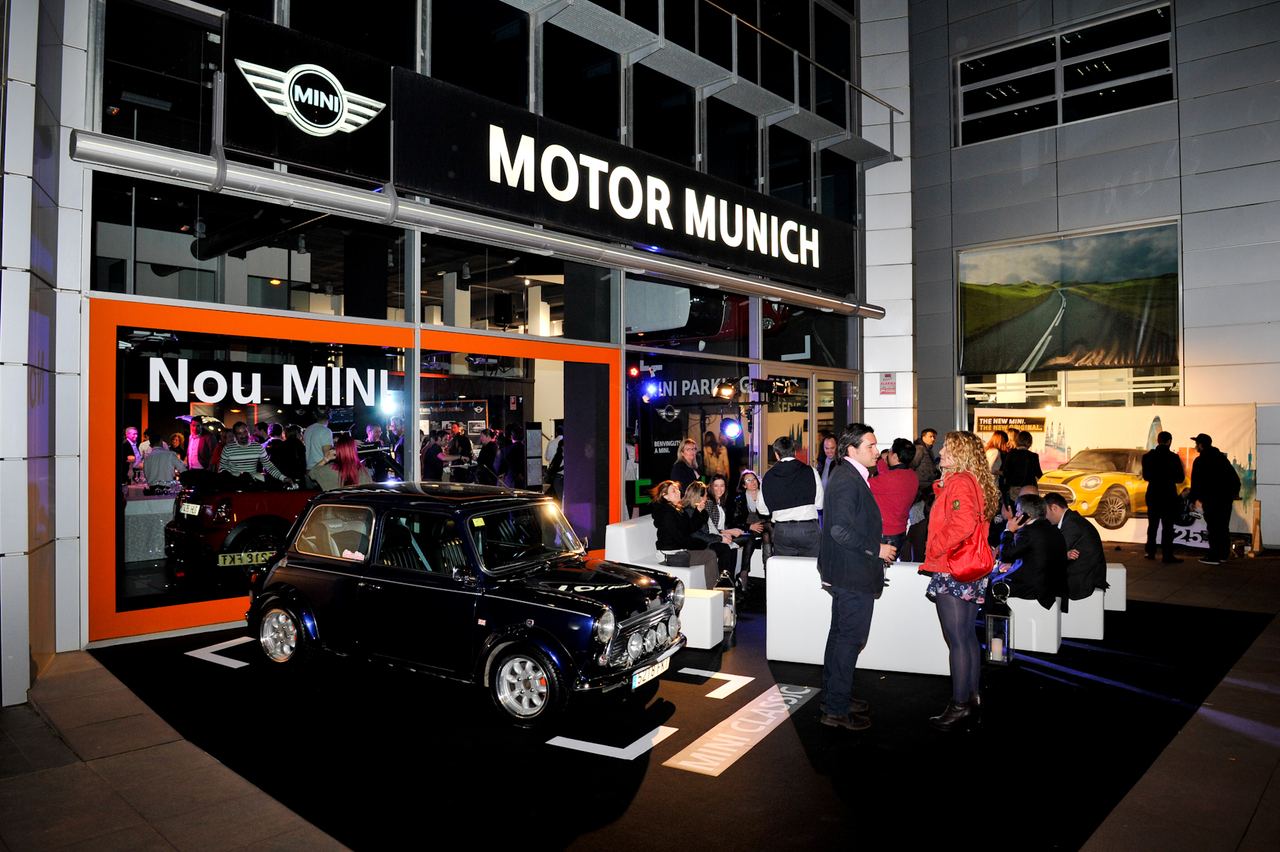 Reveal del nuevo MINI en el evento Motor Munich 2014 — producción Bacus Events