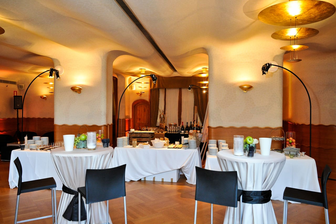 Escena del evento Siris Capital · Wine Tasting Casa Batlló en Barcelona — producción Bacus Events
