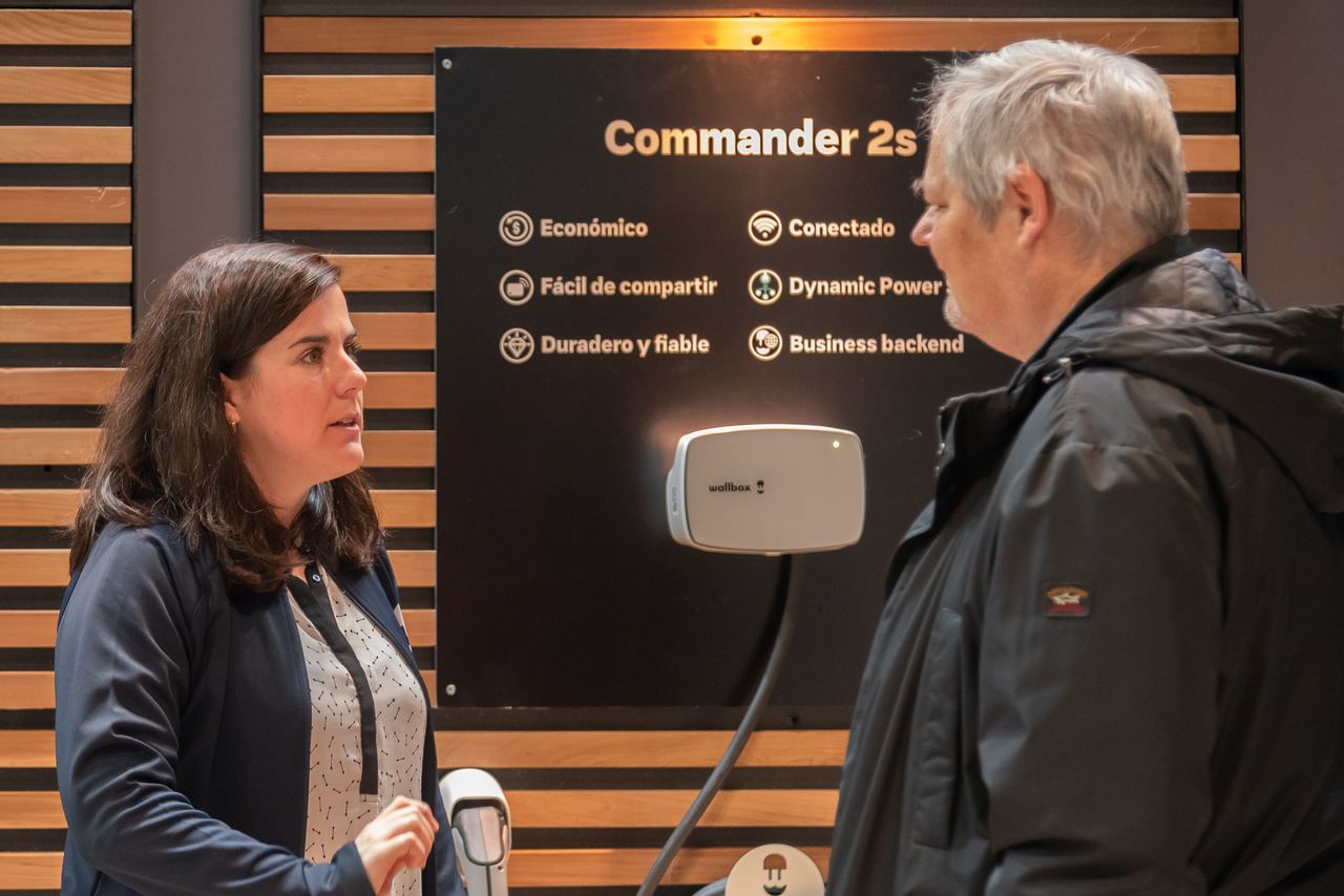 Escena del evento Wallbox Stand Genera Madrid en Madrid — producción Bacus Events