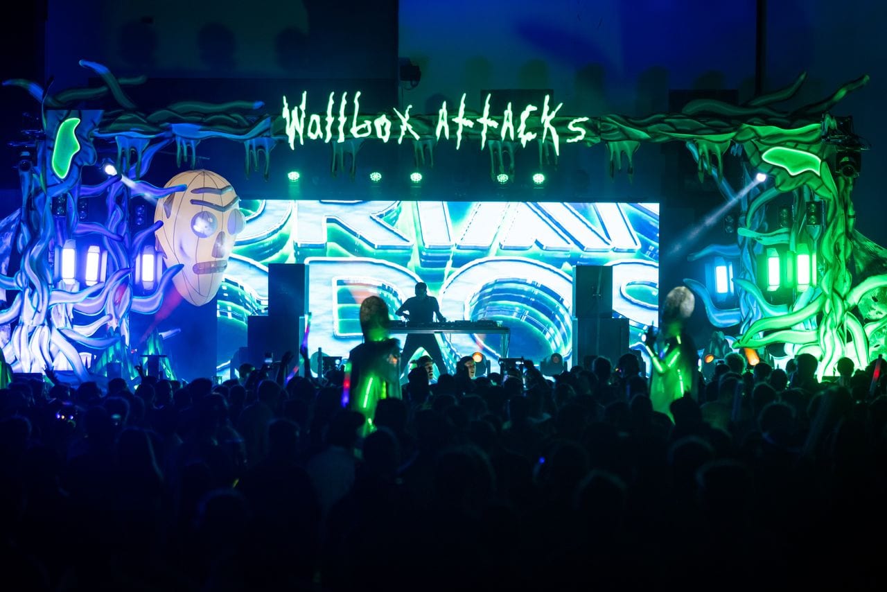 Escena del evento Wallbox Attacks Summer en Barcelona — producción Bacus Events