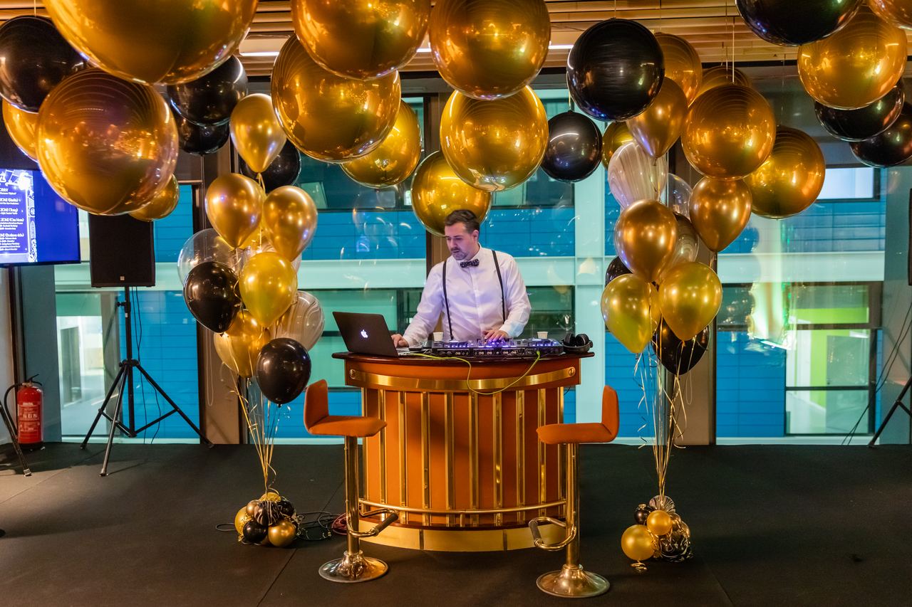 Escena del evento Zeptolab Gala Gatsby en Barcelona — producción Bacus Events