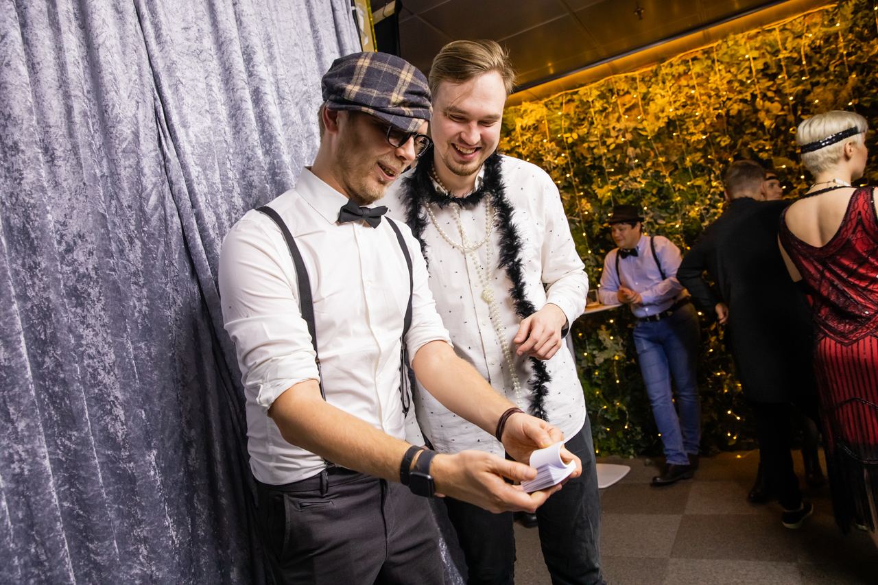 Escena del evento Zeptolab Gala Gatsby en Barcelona — producción Bacus Events